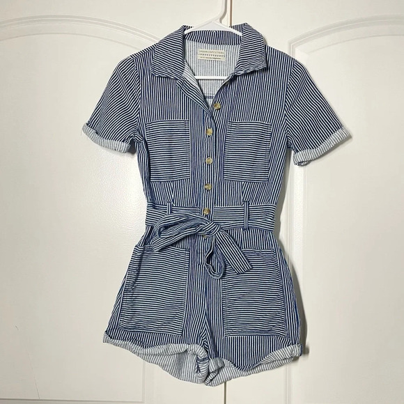 Urban Outfitters Cotton Button Down Self Tie Romper size XS - Picture 6 of 12